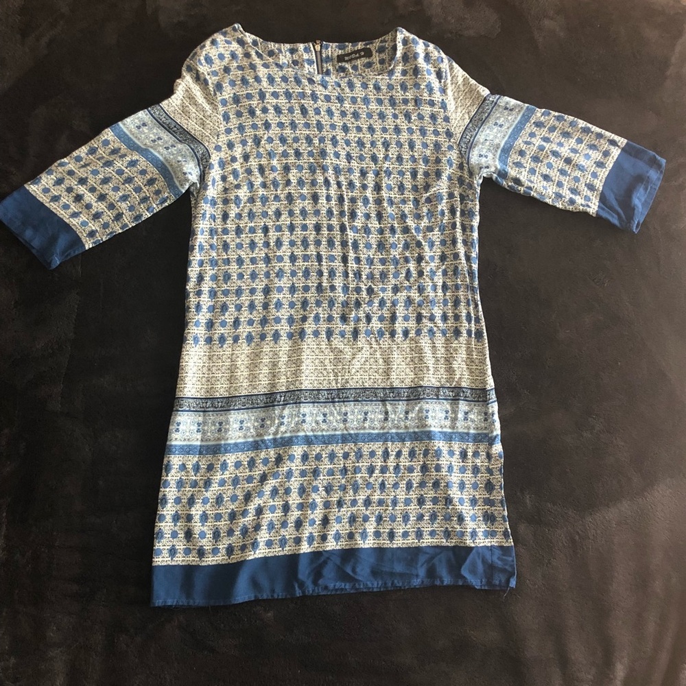 Loose fitting dress